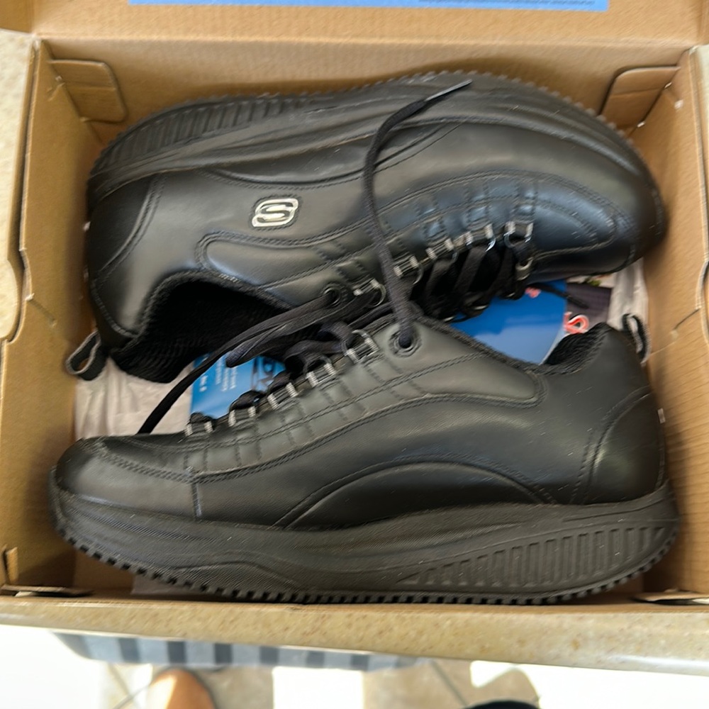 Skechers for Work Women's Shape Ups X Wear SR-Register Sneaker 76455 size 8.5